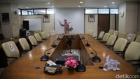 Mulyanto mengungkapkan penyemprotan disinfektan ini atas permintaan dari Kepala Biro Umum DKI Jakarta.