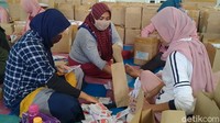 Sekretaris KPU Kabupaten Pekalongan, Sri Wilujeng, saat ditemui detikcom di Gudang KPU Pekalongan, Selasa (1/12/2020) mengatakan, setelah dilakukan penyortiran dan pengitungan ada kekurangan pengiriman dan surat suara yang rusak.