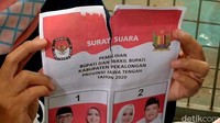 Begini penampakan surat suara yang rusak.