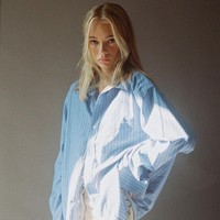 Punya wajah cantik, banyak orang penasaran apakah Emma Ellingsen sudah memiliki kekasih. Tapi dalam video, wanita tersebut mengaku tidak terlalu fokus mencari pacar saat ini, apalagi ia adalah seorang transgender. Meski begitu Emma mengaku tidak khawatir untuk urusan percintaan karena merasa pasti ada pria yang akan tulus menerimanya nanti. Foto: Instagram @emmaellingsenn