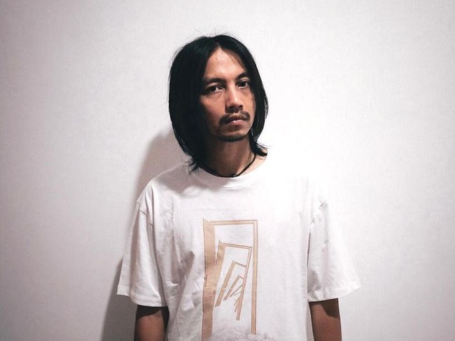 5 Chord untuk Pemula dan Lirik Lagu Fiersa Besari yang Bikin Galau