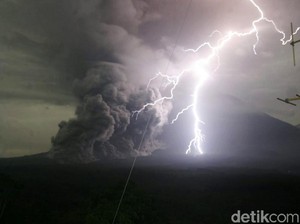 Kala Bumi Menghangat, Petir Jadi Sering Menyambar di Kutub Utara