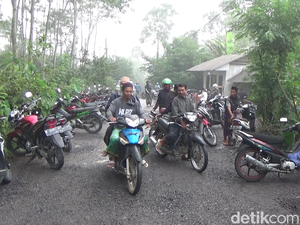 Motor Kena Abu Vulkanik, Ini 4 Tindakan Pertama yang Harus Dilakukan