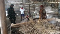 Hari ini, kedua ODGJ itu mendapatkan kunjungan atau home visit dari dokter jiwa RSUD Simo dan Dinas Kesehatan Boyolali. Mereka memberikan pengobatan dan berharap ODGJ itu tidak dipasung lagi.