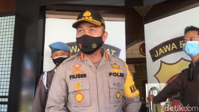 Kapolresta Bogor Kota, Kombes Hendri Fiuser.