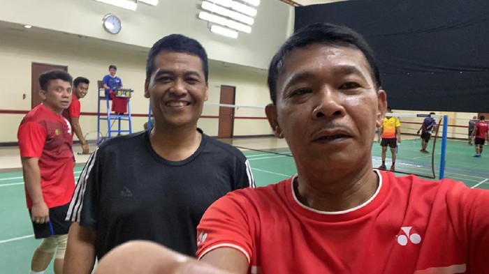 Kapolri Jenderal Idham Azis swafoto dengan Kadiv Humas Polri Irjen Argo Yuwono, tepis isu positif Corona