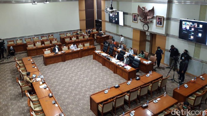 Komisi III DPR Gelar Uji Kelayakan Komisioner KY.