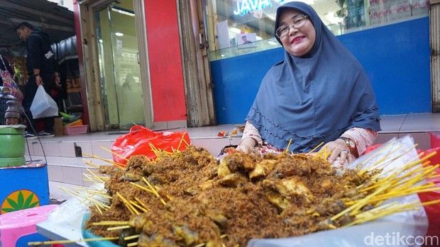 5 Kawasan Ini Jadi Surga Kuliner Malam di Jakarta
