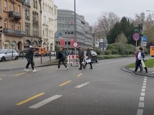 Mobil Seruduk Pejalan Kaki di Jerman, Dua Orang Tewas