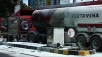 Hingga kini, pihak kepolisian masih menyelidiki penyebab pasti kebakaran tersebut.