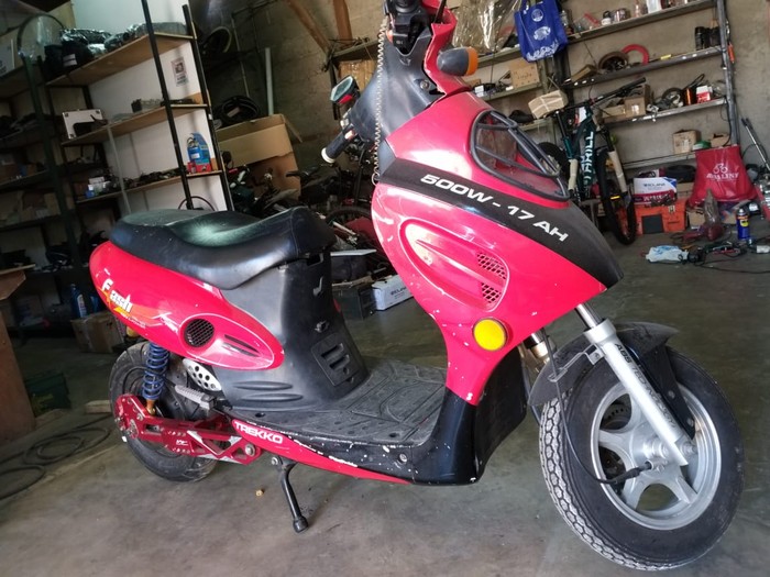 Punya motor listrik, jangan sering buat nanjak dan bawa beban berat