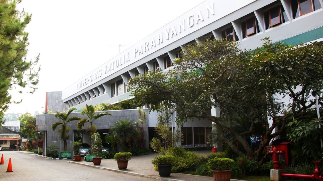 Rektor Universitas Katolik Parahyangan, Mangadar Situmorang, Ph.D.