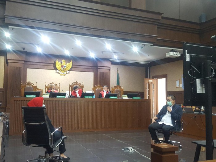 Sidang kasus suap penghpusan red notice Djoko Tjandra di PN Tipikor Jakpus