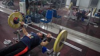 Beberapa atlet yang sudah dipastikan lolos adalah David Jacobs dan Komet Akbar (tenis meja), Ni Nengah Widiasih (angkat berat), M Fadli (balap sepeda), Sapto Yoga (atletik), Hanik Puji Astuti-Bolo Triyanto (menembak), dan Leani Ratri Oktila (bulu tangkis) yang saat ini menduduki peringkat satu dunia.  