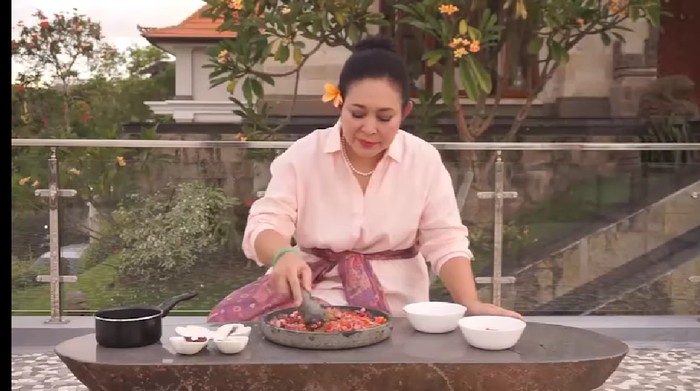 Titiek Soeharto Bocorkan Resep Sambal Racikan Ibu Tien Titiek Soeharto Bocorkan Resep Sambal Racikan Ibu Tien