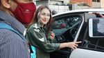 Senyum Ayu Ting Ting yang Dikabarkan Siap Nikah