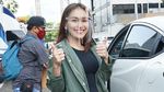Senyum Ayu Ting Ting yang Dikabarkan Siap Nikah