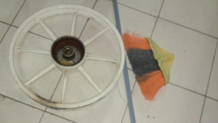Barang bukti penganiayaan.