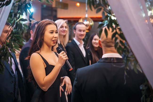 Seharusnya, Tolochko yang juga dikenal sebagai ‘Odd Jack’, sudah menikahi Margo pada Maret lalu. Namun, niat tersebut gagal terwujud karena situasi yang kurang kondusif menyusul pandemi COVID-19. (Foto: Instagram/@yurii_tolochko)