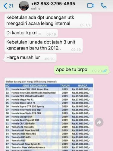 Bukti percakapan penipu tawarkan lelang mobil ke salah satu rekan Kemas