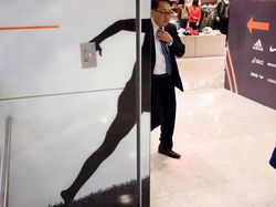 Bukan Editan Photoshop! Foto Ini Diambil dengan Angle dan Momen yang Pas