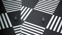 Seorang warga melintasi penyeberangan pejalan kaki yang terpantul pada sebidang kaca di Tokyo, Jepang. AP Photo/Eugene Hoshiko  