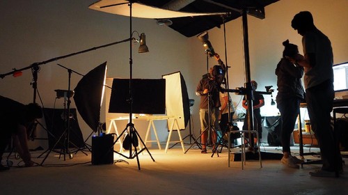 Ilustrasi pembuatan film