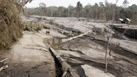 Begini potret jalur lahar panas Gunung Semeru di kawasan Pronojiwo, Lumajang, Jawa Timur.