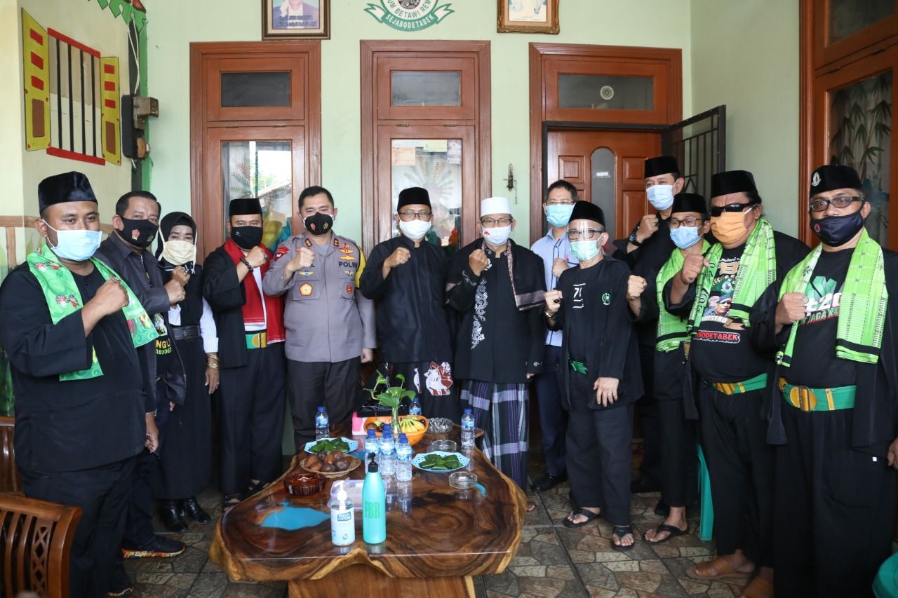 Kapolda Metro Jaya Irjen Fadil Imran menemui ormas dan tokoh Betawi (ist)