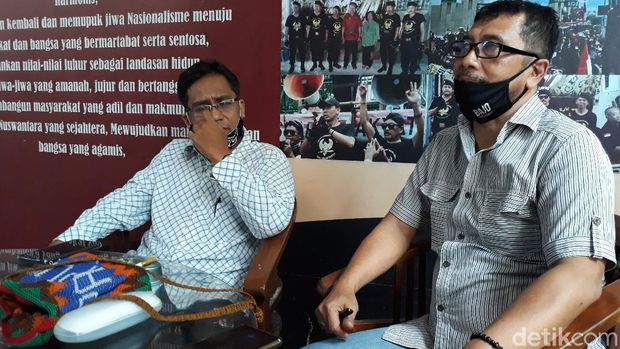 Ketua Tim Pemenangan Bajo, Sigit Prawoso (kanan), Rabu (2/12/2020).
