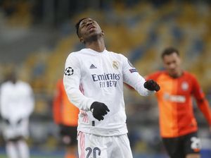 Madrid Sodorkan Vinicus ke PSG Demi Mbappe?