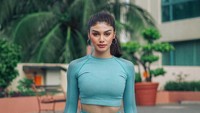 Jihane bersama Velove Vexia dan Raisa masuk sebagai kandidat 100 Most Beautiful Faces of 2020 versi TC Candler. Sebelumnya Jihane dikenal sebagai finalis Puteri Indonesia, Puteri Indonesia Pariwisata, dan Miss Supranational Indonesia tahun 2020. Foto: Instagram jihanealmira