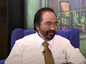 Surya Paloh Curhat NasDem Dianggap Partai Penista Agama di Aceh