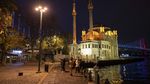 Turki Berlakukan Jam Malam, Istanbul Sunyi