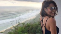 Vicky Zainal tak jarang memamerkan foto tengah menikmati momen sehari-hari. (Foto: dok. Instagram @vickyzainal24) 