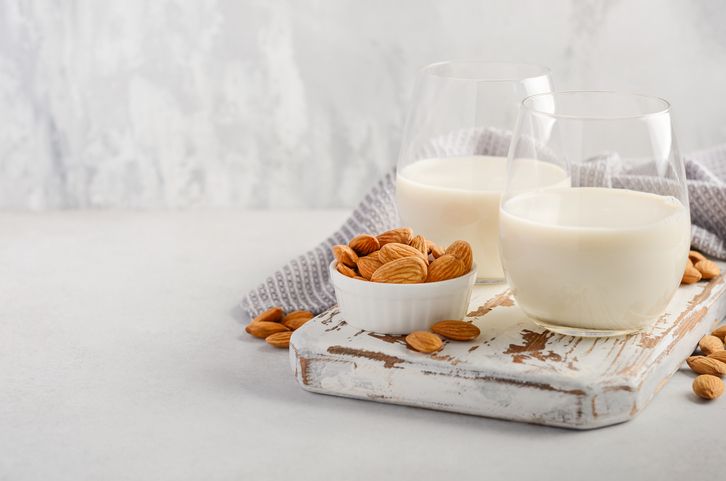 7 Manfaat Susu Almond, Turunkan Berat Badan hingga Sehatkan Jantung