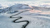Etna adalah salah satu gunung teraktif di dunia dan hampir selalu dalam keadaan meletus.   