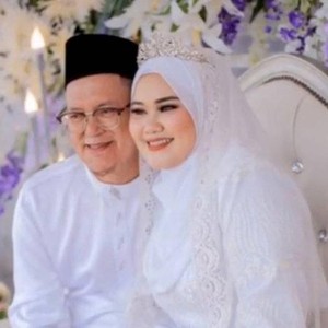 Wanita 23 Tahun Bohong Ngaku Dinikahi Pria 73 Tahun, Dihujat Netizen Wanita 23 Tahun Bohong Ngaku Dinikahi Pria 73 Tahun, Dihujat Netizen
