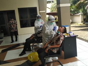 Dua Anggota DPRD Lamongan Positif COVID-19