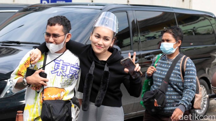Ayu TIng Ting