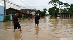 Jalan Raya Cilegon-Anyer Banjir, Bikin Macet 2 KM