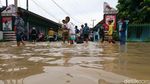 Jalan Raya Cilegon-Anyer Banjir, Bikin Macet 2 KM