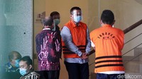 Dalam kasus ini, sudah ditetapkan 7 tersangka. Mereka adalah Edhy Prabowo, Safri, Andreau Pribadi Misanta, Siswadi, Ainul Faqih, Amiril Mukminin, dan Suharjito.