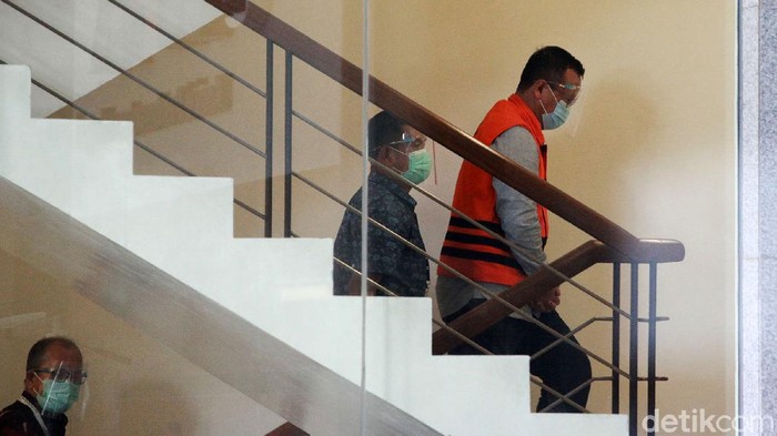 Menteri Kelautan dan Perikanan nonaktif Edhy Prabowo menjalani pemeriksaan terkait kasus dugaan suap ekspor benur di gedung KPK, Jakarta, Kamis (3/12/2020).