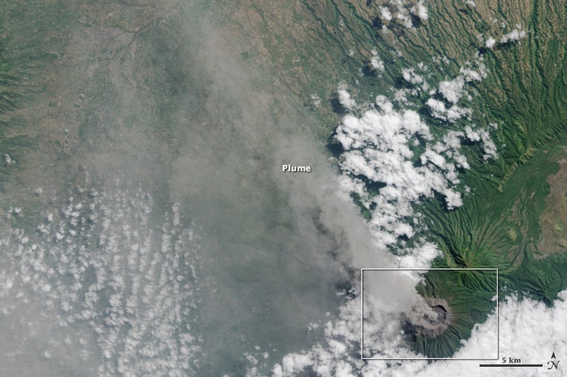 Foto satelit NASA Indonesia