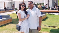 Tak jarang keduanya pamer foto liburan ke Bali yang jadi tempat favoritnya. Foto: dok instagram