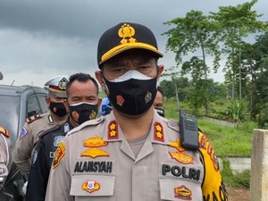 Viral Mobil Dilempar Batu di Tol Palembang-Kayu Agung, Polisi Turun Tangan
