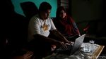 Kasih Cinta Tulus Seorang Ibu untuk Buah Hati Penyandang Autis