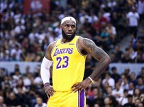 LeBron James Ganti Nomor Punggung, Kembali Pakai 23
