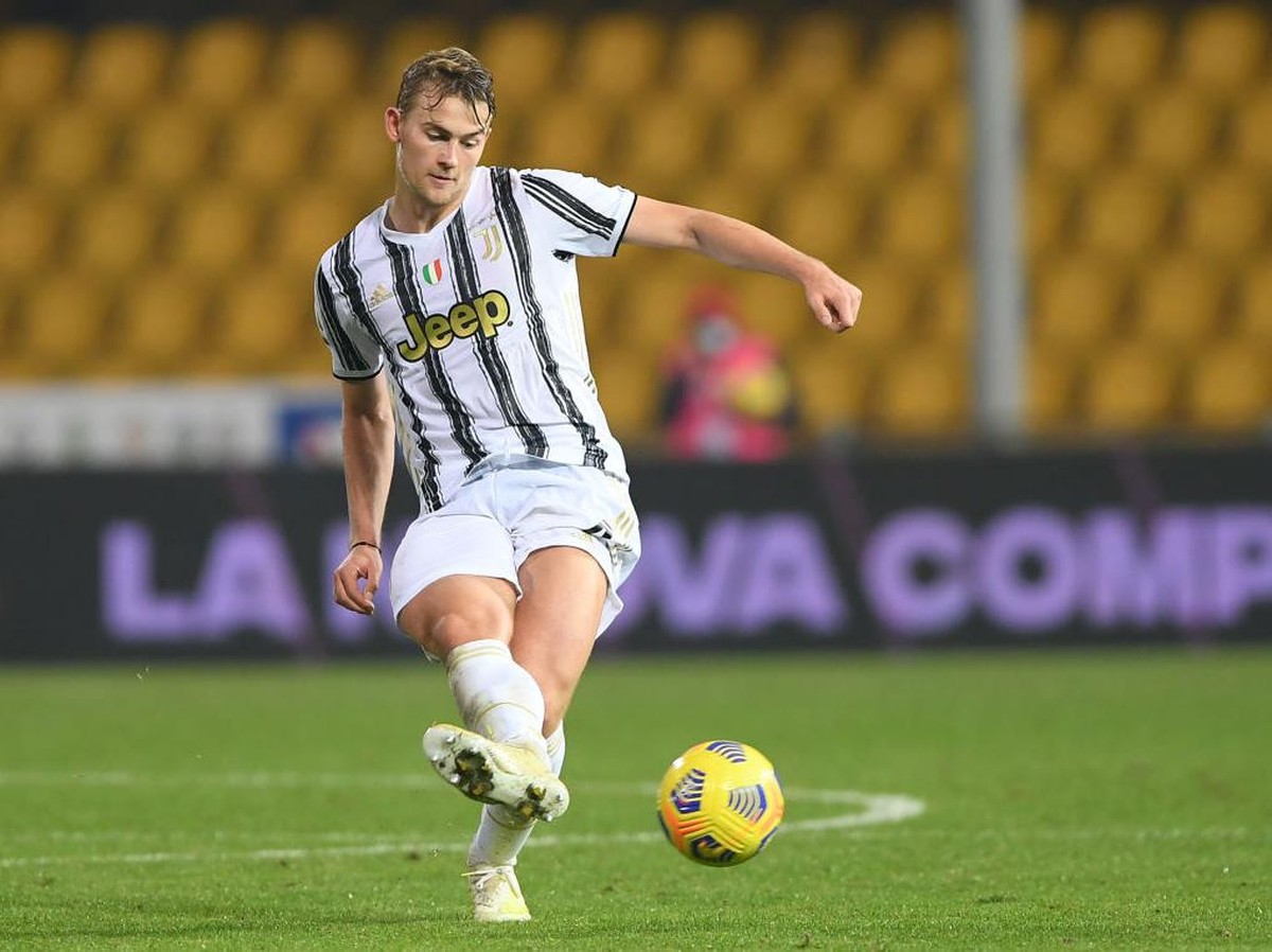 Matthijs De Ligt tampil tangguh untuk Juventus di Liga Champions. (Foto: Getty Images/Francesco Pecoraro)